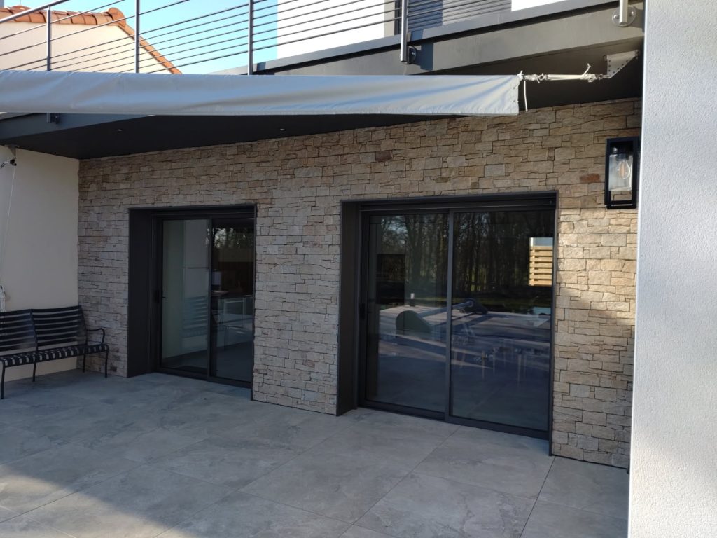 Réalisation par Eric Guillet, ravalement de façade et enduit à Aizenay