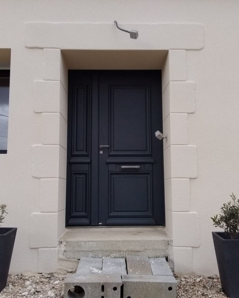 Réalisation par Eric Guillet, ravalement de façade et enduit à Aizenay