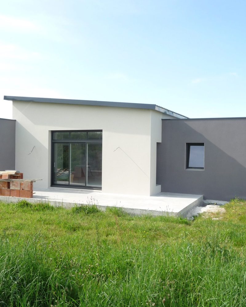 Réalisation par Eric Guillet, ravalement de façade et enduit à Aizenay